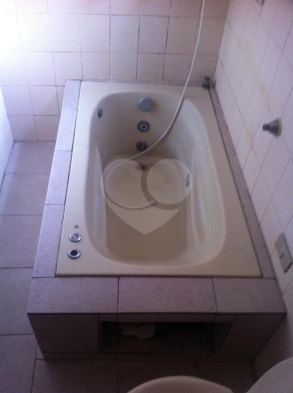 Sobrado à venda com 3 quartos, sendo 1 suíte, em Chora Menino, São Paulo, SP