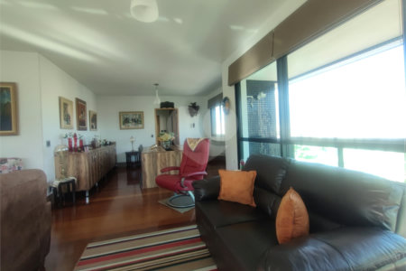 Apartamento à venda com 4 quartos, sendo 3 suítes, em Aclimação, São Paulo, SP
