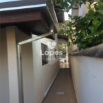 Casa à venda com 3 quartos, sendo 1 suíte, no condomínio Eldourado, São José dos Campos - SP