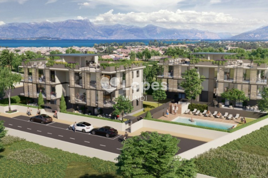Apartamento com 3 quartos à venda em Desenzano del Garda, Itália – Colli Storici