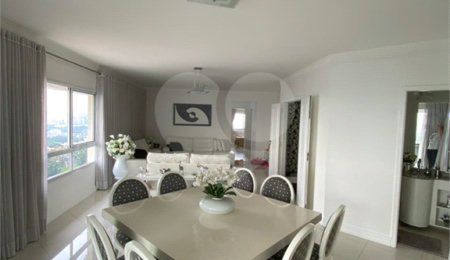 Apartamento à venda com 3 suítes em Santa Teresinha, São Paulo, SP