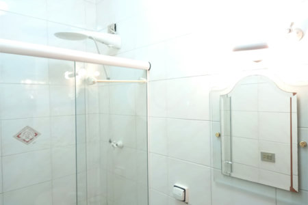 Sobrado à venda com 3 quartos, sendo 1 suíte,  em Santa Teresinha, São Paulo, SP