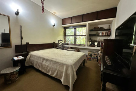 Casa à venda com 3 quartos, sendo 1 suíte, em Jardim Marajoara, São Paulo, SP