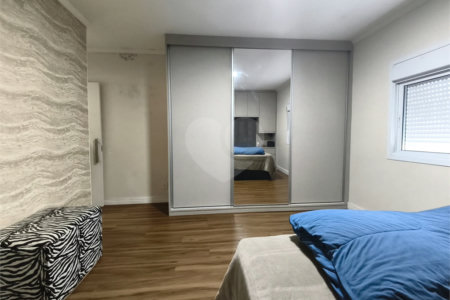 Casa à venda com 4 quartos, sendo 3 suítes, em Jardim Brasil (zona Norte), São Paulo, SP