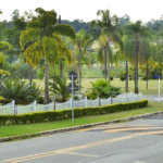Casa à venda com 5 quartos, sendo 3 suítes, no condomínio Estância Marambaia, Vinhedo - SP