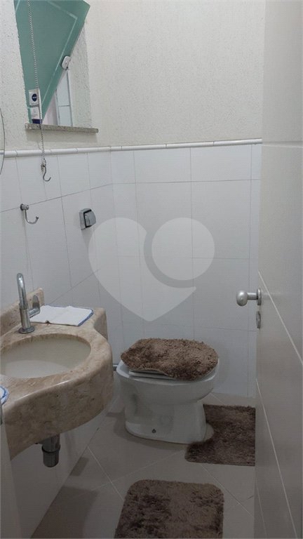 Casa à venda com 3 suítes no condomínio Itapuã XI, São Paulo - SP