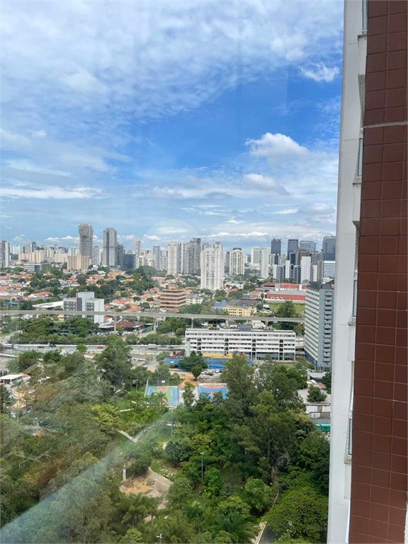 Apartamento à venda com 2 suítes em Cidade Monções, São Paulo, SP