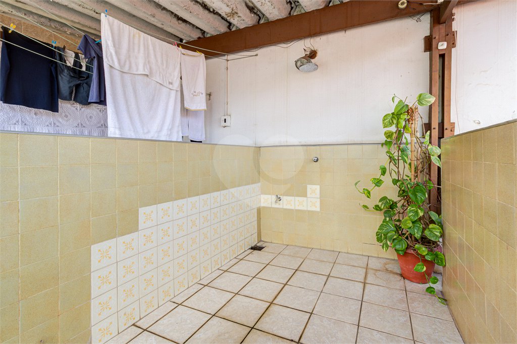 Casa à venda com 3 quartos, sendo 1 suíte, em Santo Amaro, São Paulo, SP