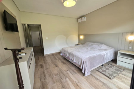 Casa à venda com 4 suítes no condomínio Terras de Santa Teresa II, Itupeva - SP