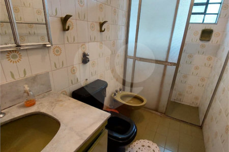 Casa à venda com 5 quartos, sendo 1 suíte, em Eldorado, São Paulo, SP