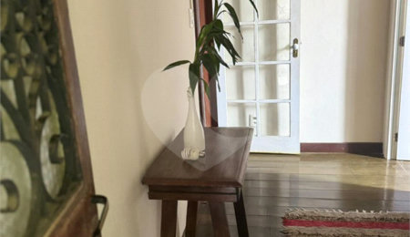Casa à venda com 7 quartos, sendo 1 suíte, em Tijuca, Rio de Janeiro, RJ