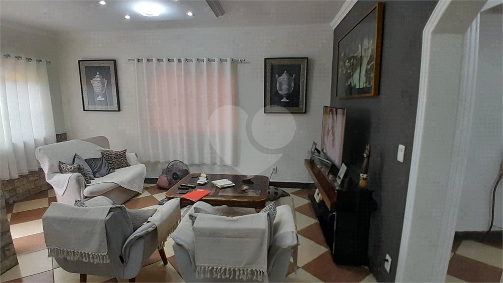 Casa à venda com 5 quartos, sendo 2 suítes, em Campo Grande, Rio de Janeiro, RJ