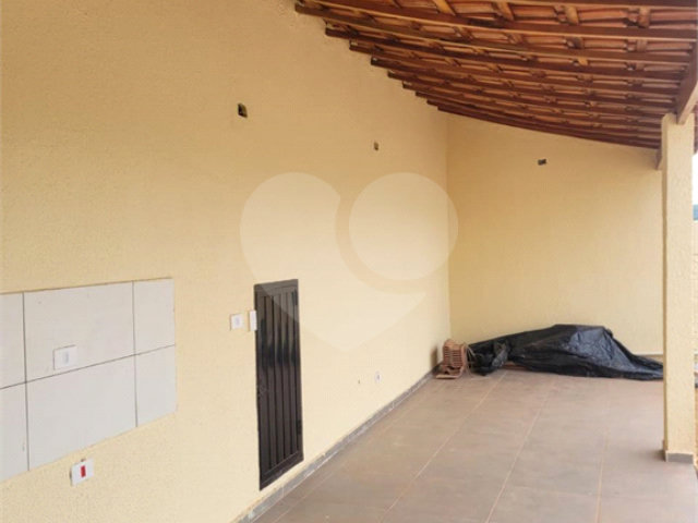 Casa à venda com 3 quartos, sendo 1 suíte,  no condomínio Mirante da Mantiqueira I, Mairiporã - SP