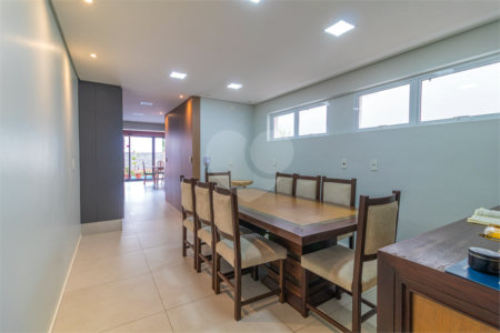 Sobrado à venda com 3 quartos, sendo 1 suíte,  em Vila Mascote, São Paulo, SP