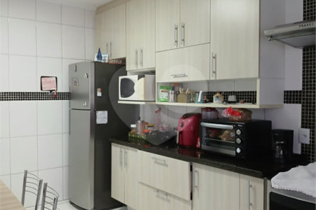 Sobrado à venda com 3 quartos, sendo 1 suíte, em Jardim Humaitá, São Paulo, SP