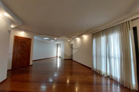 Apartamento à venda com 3 quartos, sendo 1 suíte, em Parque São Domingos, São Paulo, SP