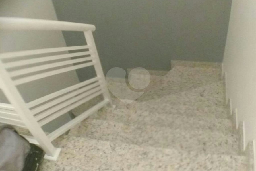 Sobrado à venda com 3 quartos, sendo 1 suíte, em Vila Mazzei, São Paulo, SP