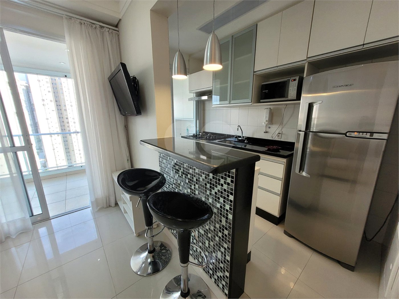 Apartamento para alugar com 2 quartos, sendo 1 suíte, em Vila Anastácio, São Paulo, SP
