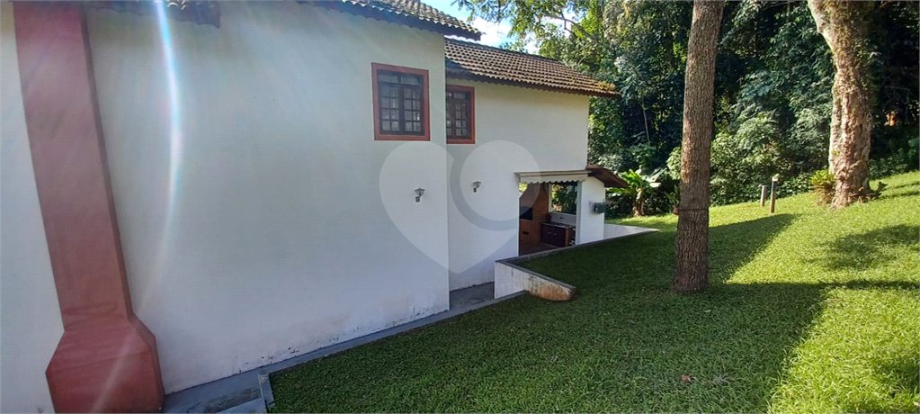 Casa à venda com 3 quartos, sendo 1 suíte, no condomínio Clube de Campo Fazenda Tabarã, Mairiporã - SP