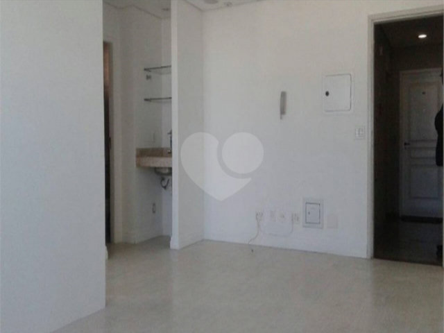 Sala à venda em Alto da Boa Vista, São Paulo, SP