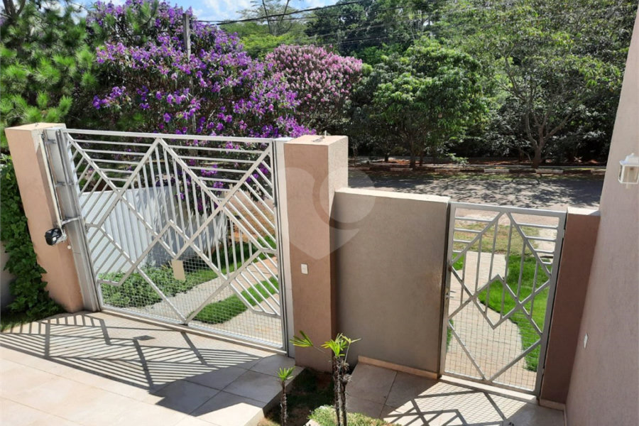 Casa à venda com 4 quartos, sendo 2 suítes, no condomínio Parque das Garças, Atibaia - SP
