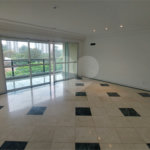 Apartamento à venda com 3 quartos, sendo 1 suíte, em Alto da Boa Vista, São Paulo, SP