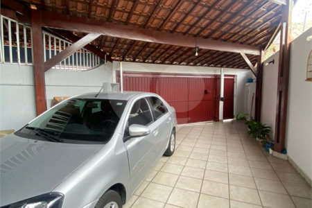 Sobrado à venda com 2 quartos, sendo 1 suíte, em Vila Gustavo, São Paulo, SP