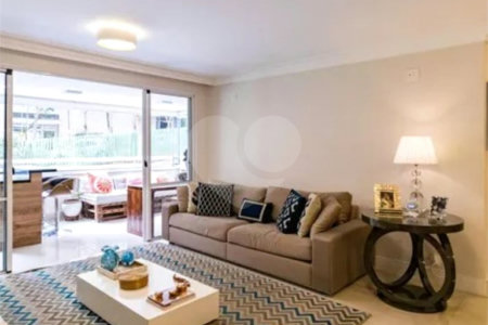 Apartamento à venda com 4 quartos, sendo 3 suítes,  em Paraíso do Morumbi, São Paulo, SP