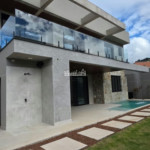 Casa à venda com 4 quartos, sendo 3 suítes, em Nova Gardênia, Atibaia, SP