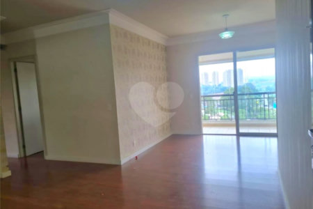 Apartamento à venda com 3 quartos, sendo 1 suíte, em Jardim Ester, São Paulo, SP