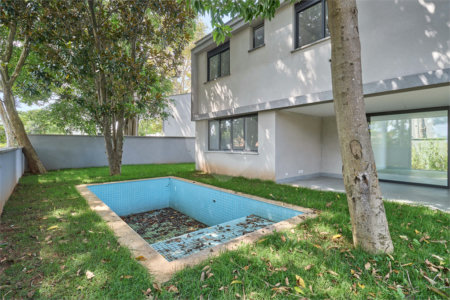 Casa à venda com 4 suítes no condomínio Liló, São Paulo - SP