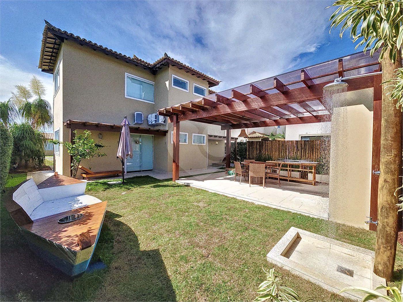 Casa à venda com 4 suítes em Praia Rasa, Armação dos Búzios, RJ