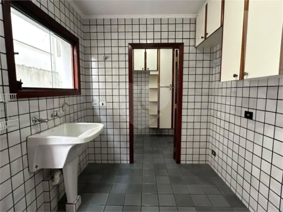 Sobrado à venda com 3 quartos, sendo 1 suíte, em City Recanto Anastácio, São Paulo, SP