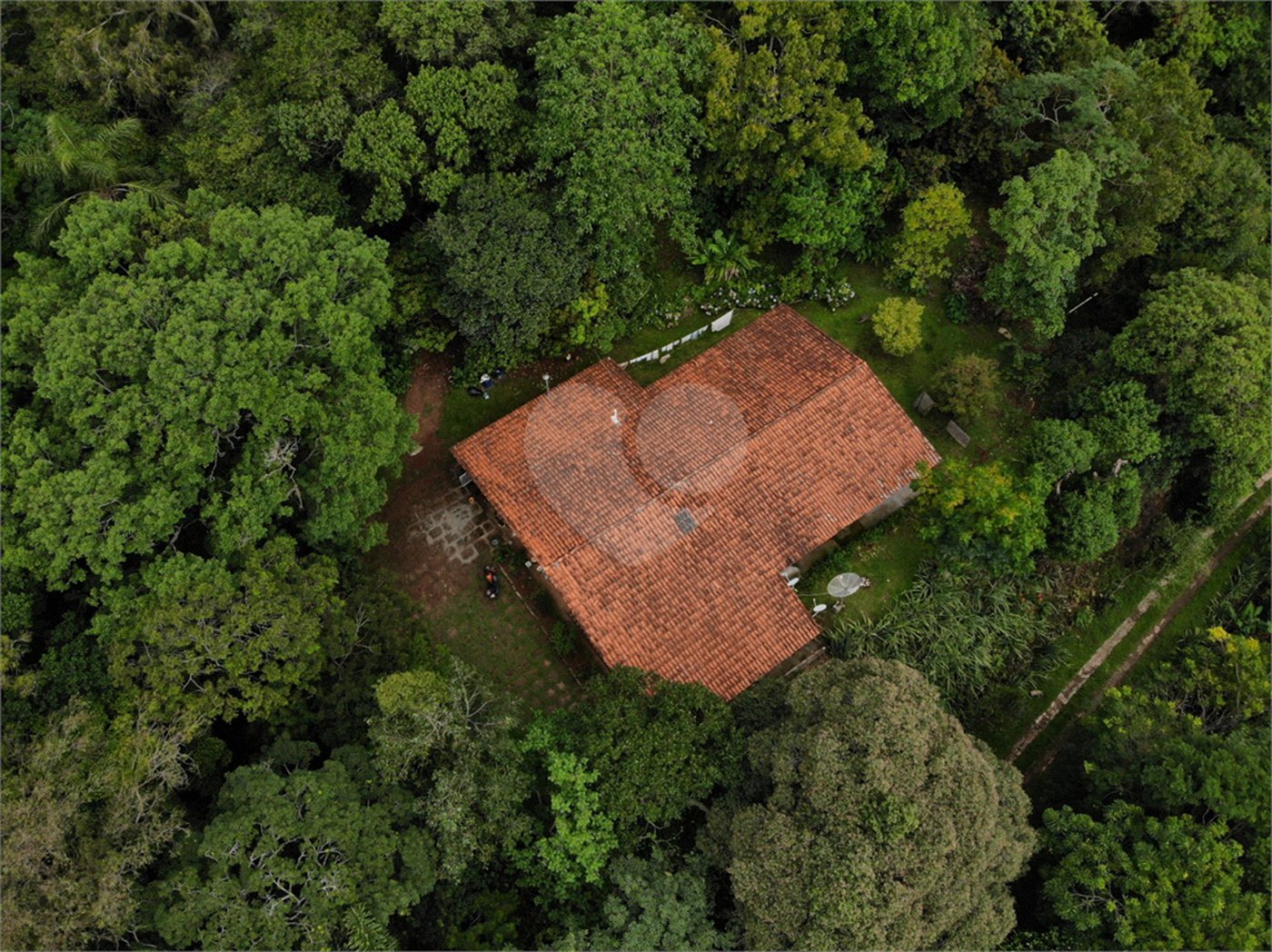 Sítio à venda com 3 quartos, sendo 1 suíte, em Bairro do Cambará, São Roque, SP