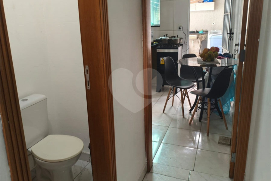 Sobrado à venda com 3 quartos, sendo 1 suíte, em Tremembé, São Paulo, SP