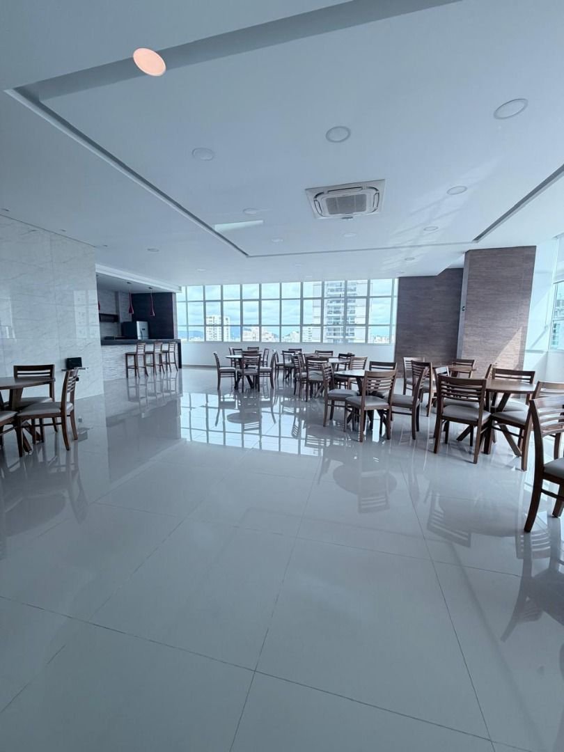 Apartamento com 2 dormitórios à venda, 53 m² por R$ 795.000,00 - Embaré - Santos/SP