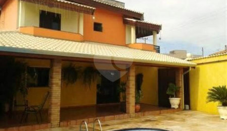 Casa à venda com 4 quartos, sendo 1 suíte,  em Wanel Ville, Sorocaba, SP