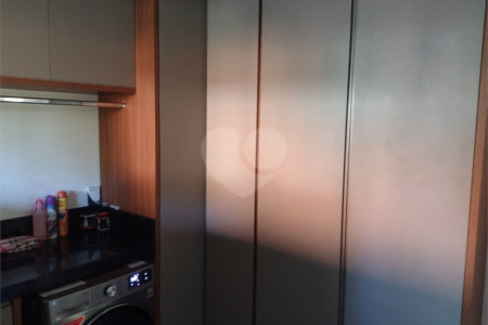Casa à venda com 5 quartos, sendo 4 suítes, no condomínio Clube Florada Suzano, Suzano - SP