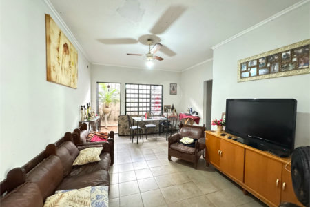 Casa à venda com 2 suítes em Ipiranga, Ribeirão Preto, SP