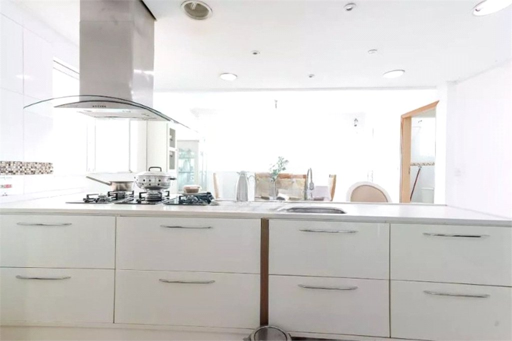 Casa à venda ou para alugar com 4 quartos, sendo 3 suítes, em Vila Maria, São Paulo, SP