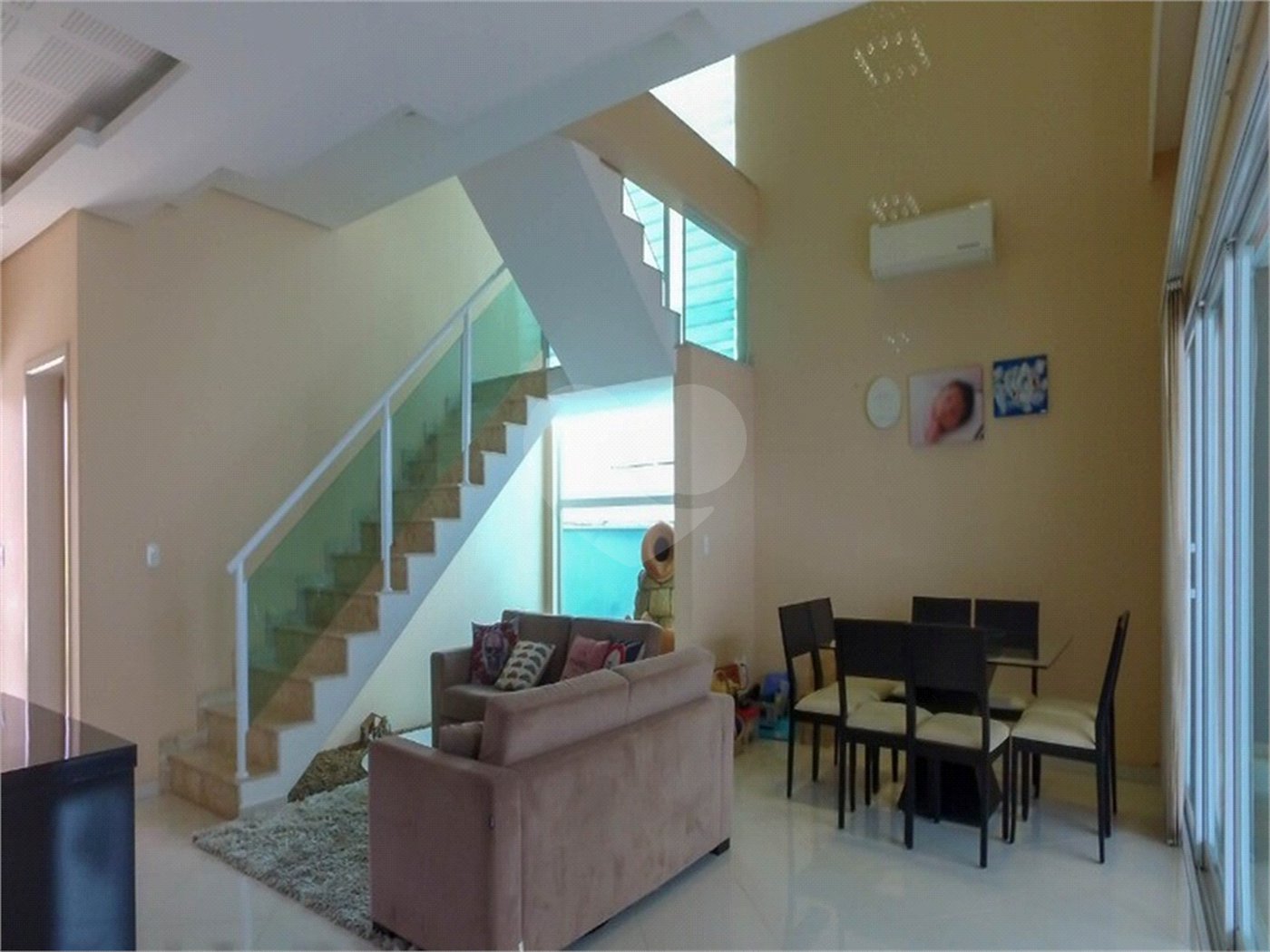 Casa à venda com 3 quartos, sendo 1 suíte, no condomínio Belvedere 2, Votorantim - SP