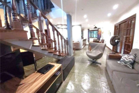 Casa à venda no Condomínio Vista Alegre Sede em Vinhedo/SP