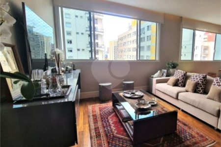 Apartamento à venda com 3 quartos, sendo 1 suíte, em Vila Uberabinha, São Paulo, SP
