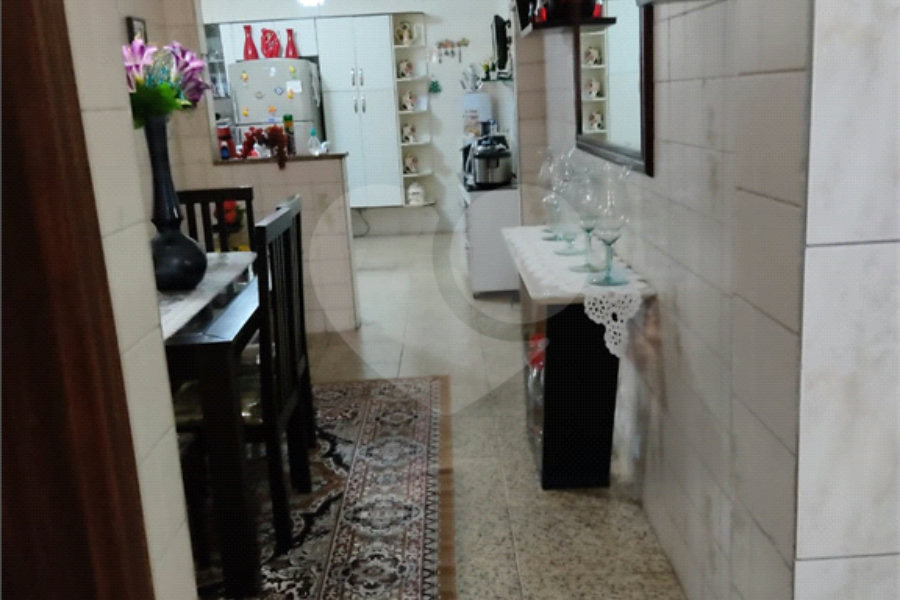 Sobrado à venda com 3 quartos, sendo 1 suíte, em Vila Nova Cachoeirinha, São Paulo, SP