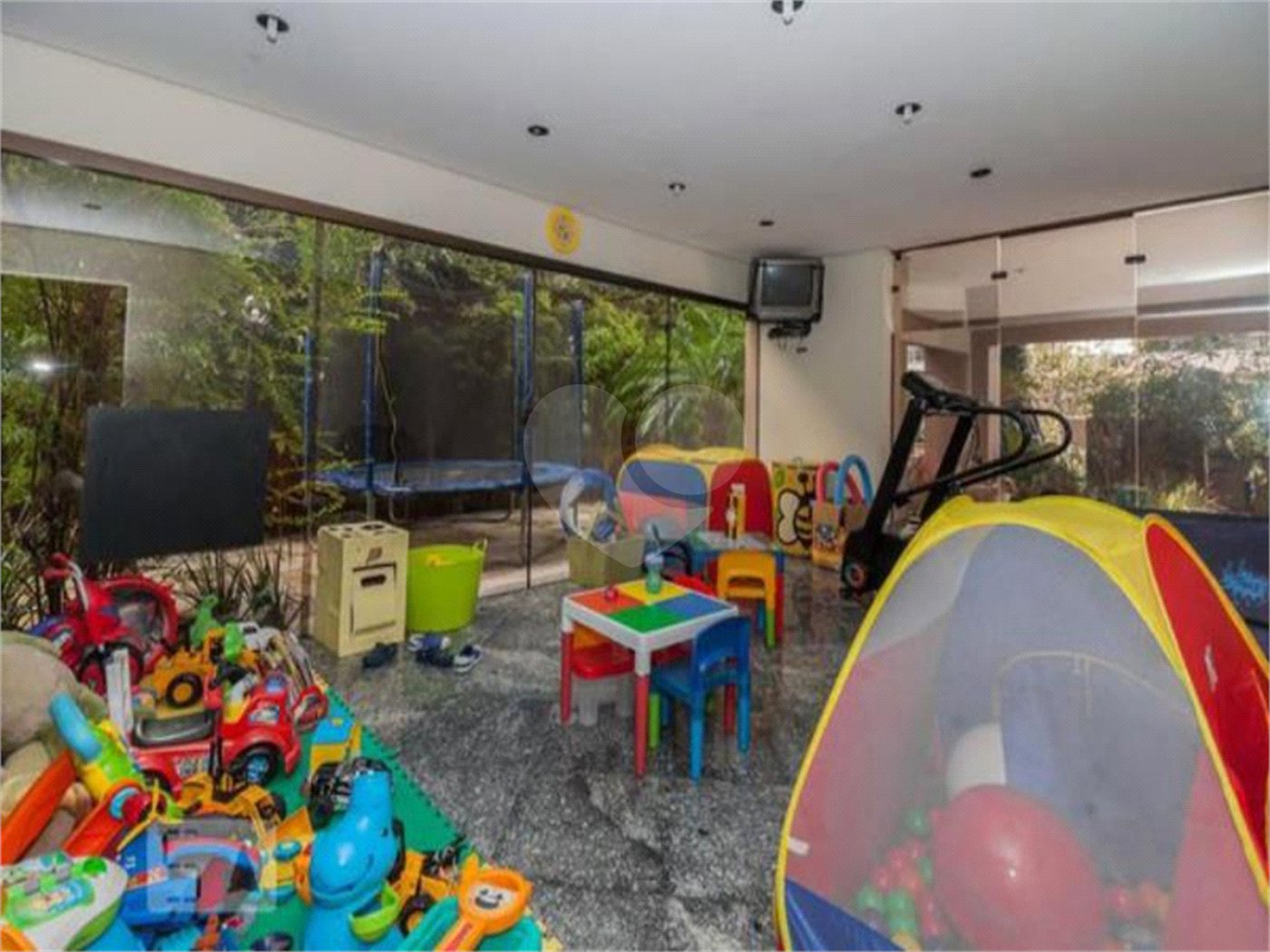 Apartamento à venda ou para alugar com 3 suítes em Jardim Fonte do Morumbi, São Paulo, SP