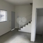 Casa de Vila à venda com 2 quartos em Jardim São Felipe, Atibaia, SP