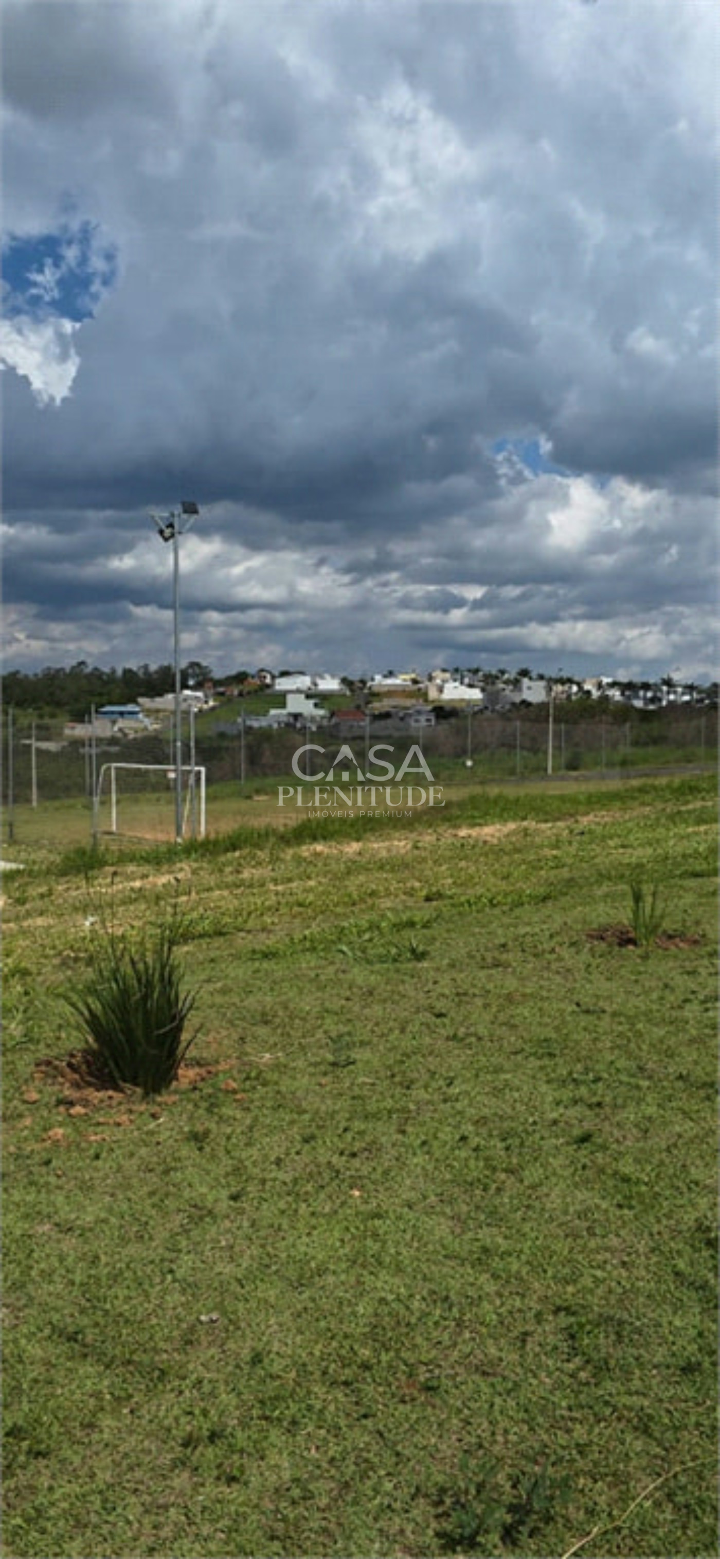 Terreno em condomínio à venda em Jardim São Lucas, Salto de Pirapora, SP