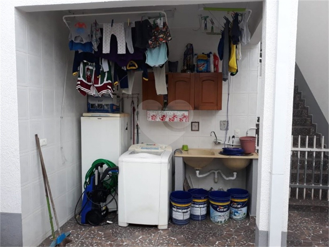 Casa à venda com 3 quartos, sendo 1 suíte, em Vila Suissa, Mogi das Cruzes, SP