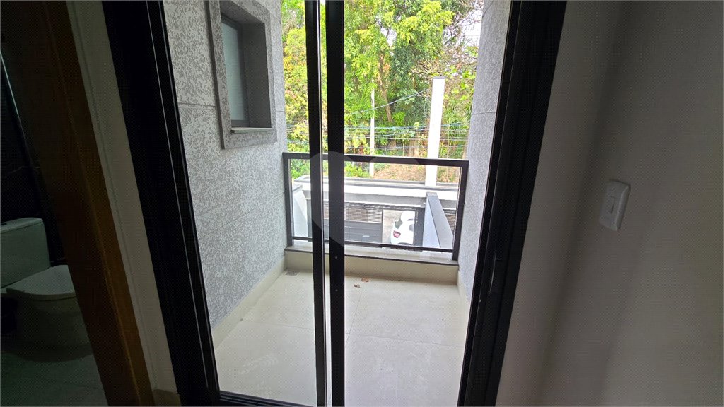 Sobrado à venda ou para alugar com 3 quartos, sendo 1 suíte, em Parque São Domingos, São Paulo, SP