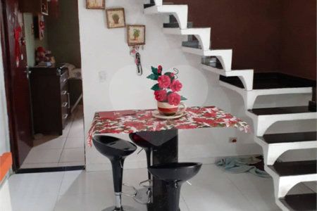 Casa à venda com 2 quartos, sendo 1 suíte, em Jardim América, Poá, SP